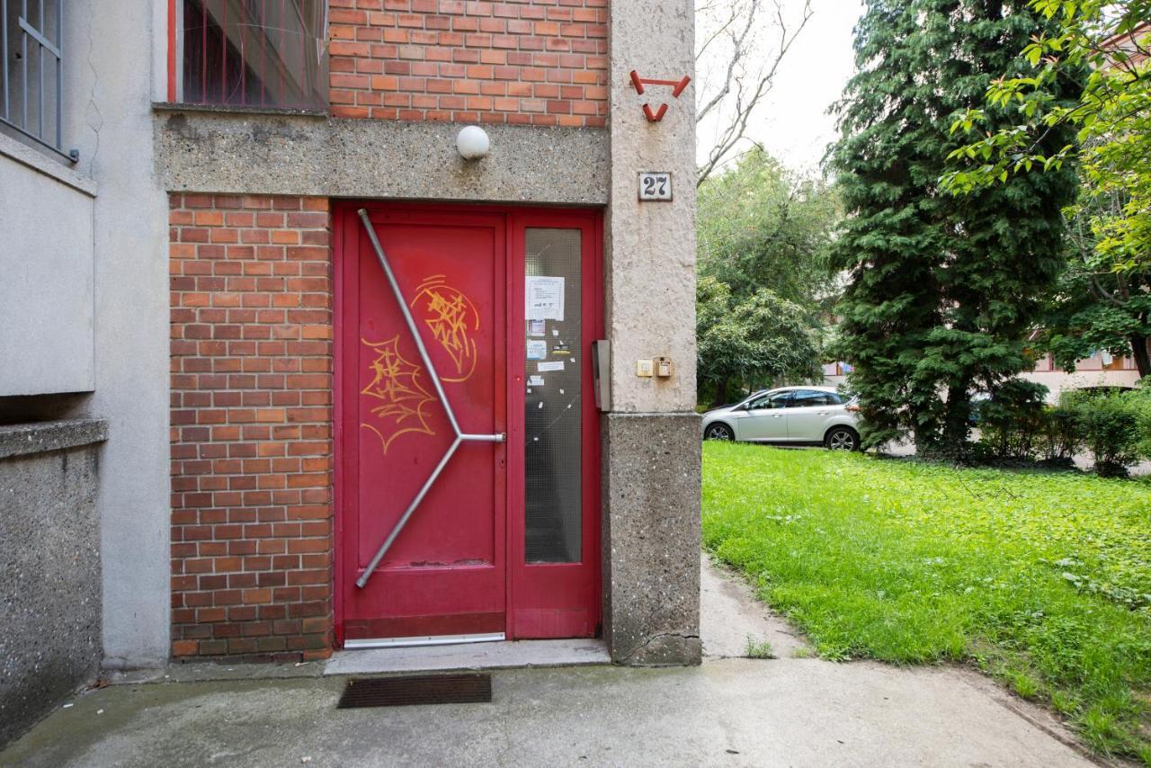 Apartamento Loft Apartman Pécs Exterior foto